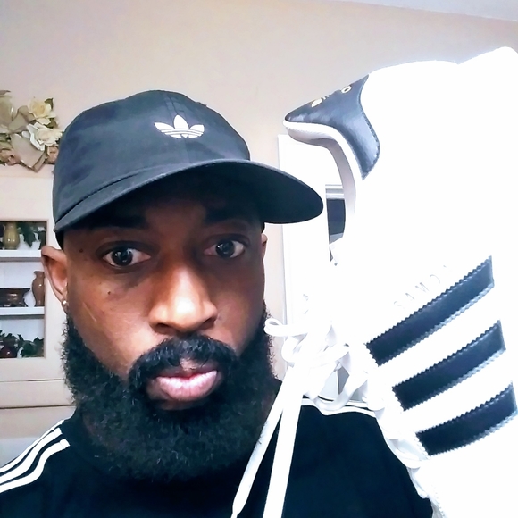 Meet your Posher, Kareem - Picture 3 of 6